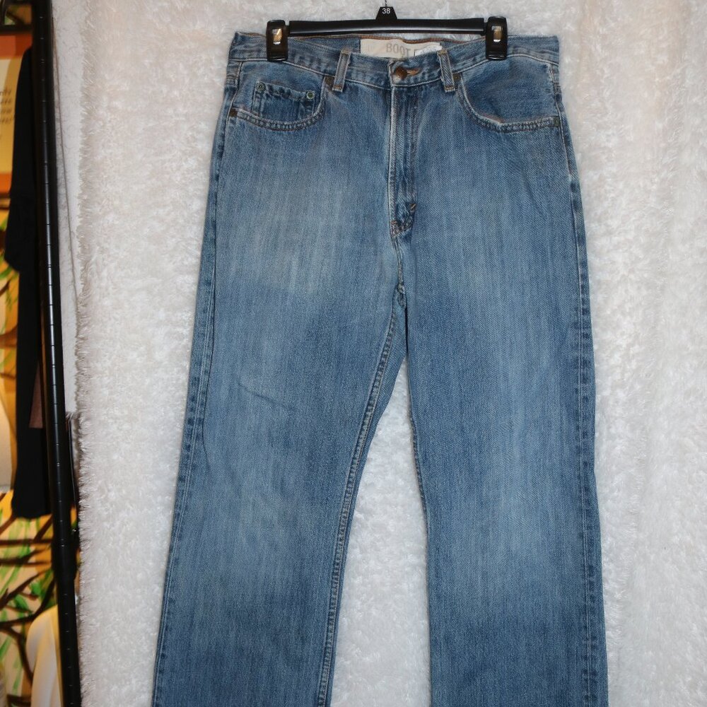 Men's Gap Boot Fit vintage jeans made in the USA!  33x32 rise is 12